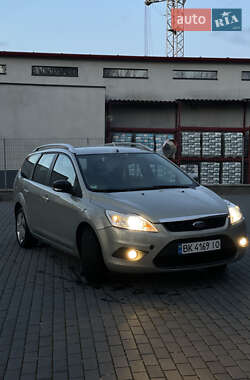 Универсал Ford Focus 2010 в 