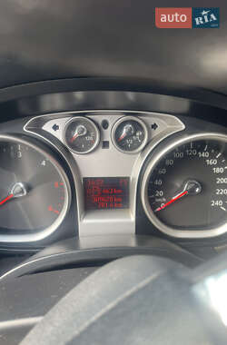 Хэтчбек Ford Focus 2008 в 
