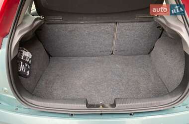 Хэтчбек Ford Focus 1998 в 
