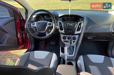 Седан Ford Focus 2014 в 