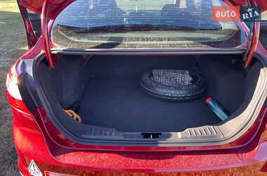 Седан Ford Focus 2014 в 