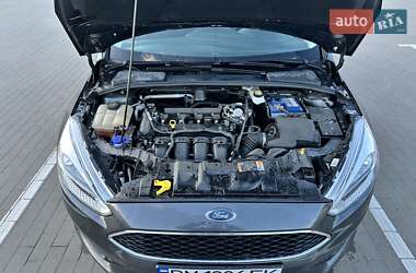 Седан Ford Focus 2017 в 