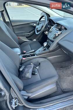 Седан Ford Focus 2017 в 