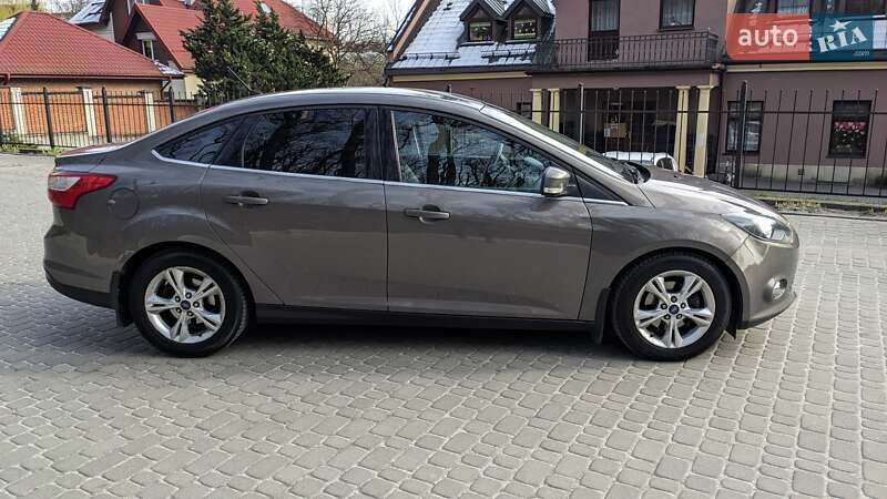 Седан Ford Focus 2013 в Львове