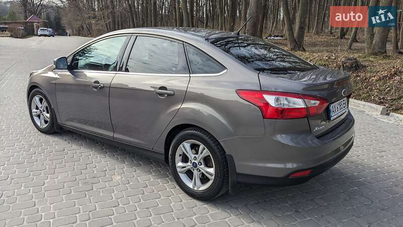 Седан Ford Focus 2013 в Львове