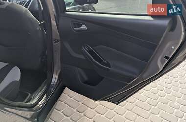 Седан Ford Focus 2013 в 