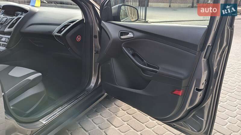 Седан Ford Focus 2013 в Львове