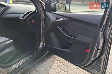 Седан Ford Focus 2013 в 