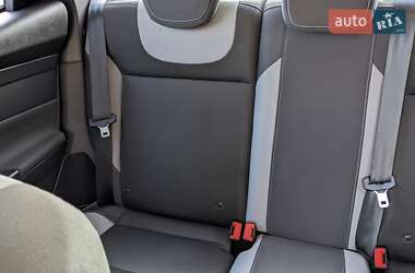 Седан Ford Focus 2013 в 