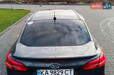 Седан Ford Focus 2018 в 