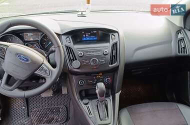 Седан Ford Focus 2018 в 