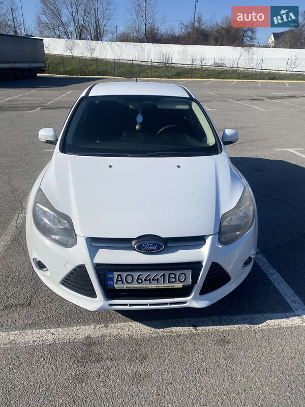 Хэтчбек Ford Focus 2013 в Ужгороде фото 2 Хэтчбек Ford Focus 2013 в Ужгороде