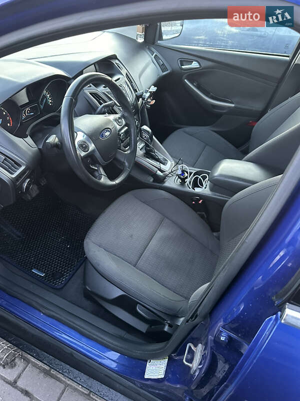 Седан Ford Focus 2012 в Ровно