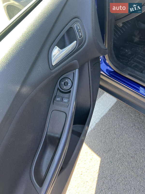 Универсал Ford Focus 2018 в Луцке фото 8 Универсал Ford Focus 2018 в Луцке