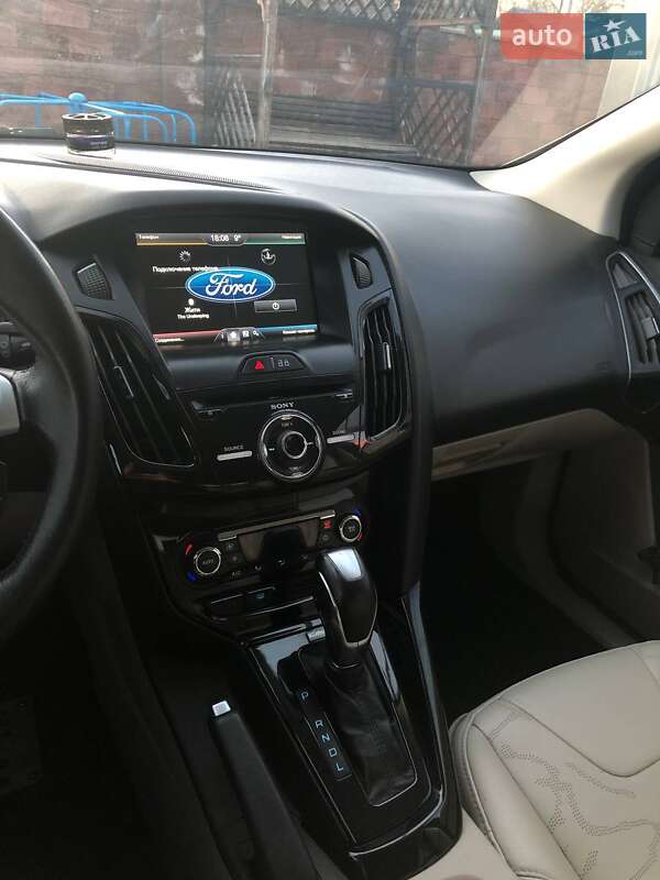 Хэтчбек Ford Focus 2014 в Ровно
