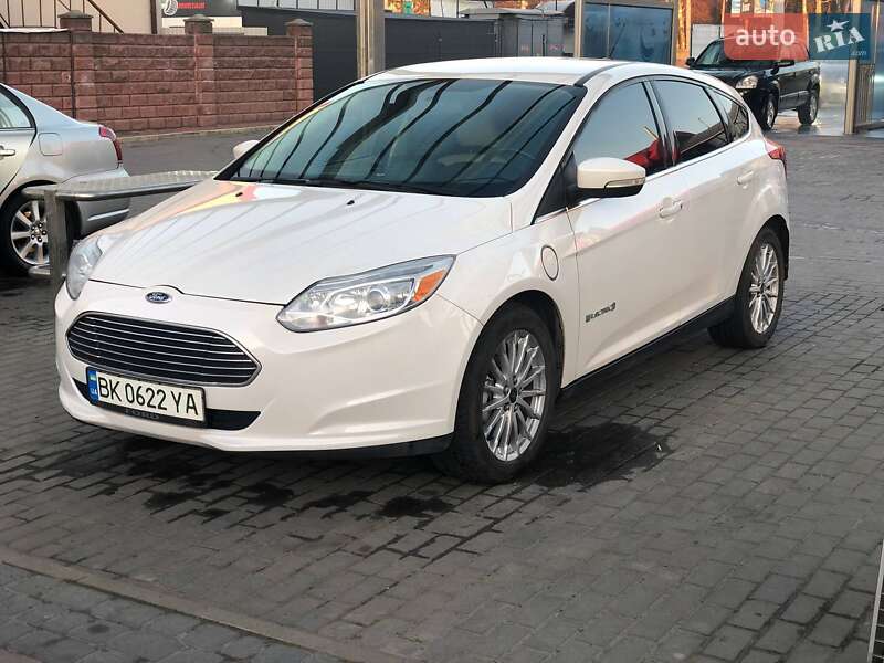 Хэтчбек Ford Focus 2014 в Ровно