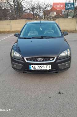 Хэтчбек Ford Focus 2006 в Киеве