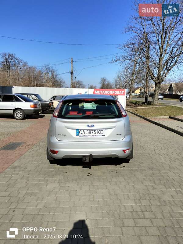 Хэтчбек Ford Focus 2011 в Шполе