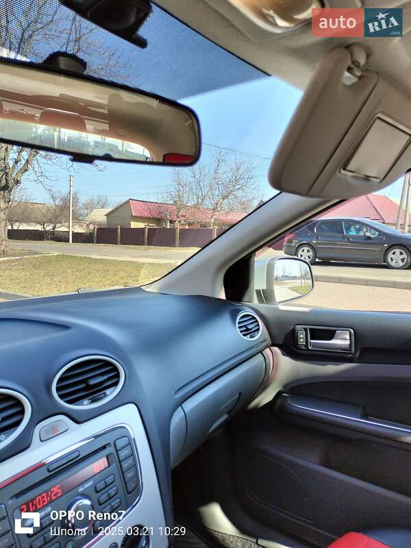 Хэтчбек Ford Focus 2011 в Шполе