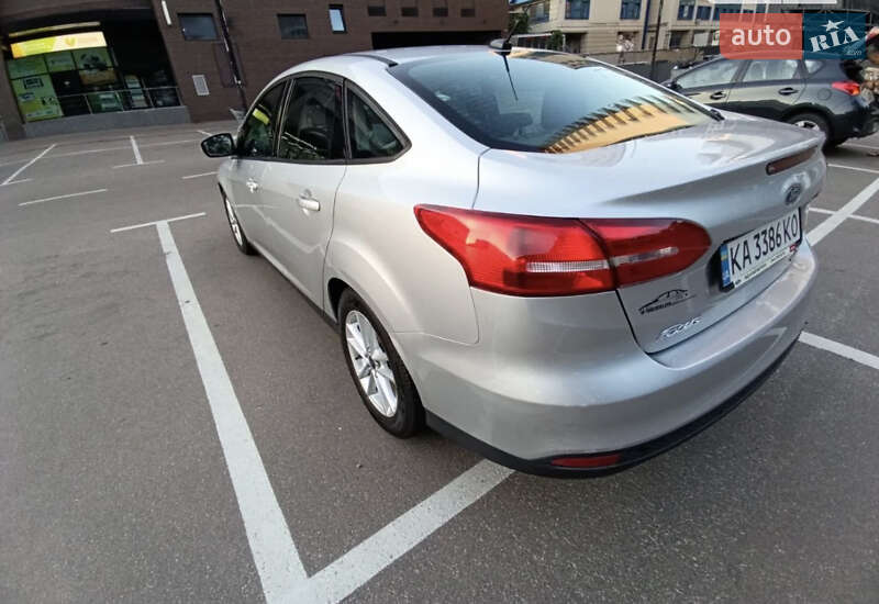 Седан Ford Focus 2015 в Києві