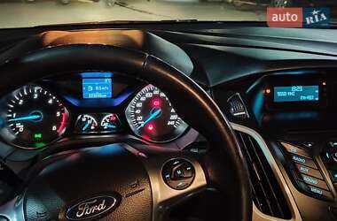 Универсал Ford Focus 2013 в 