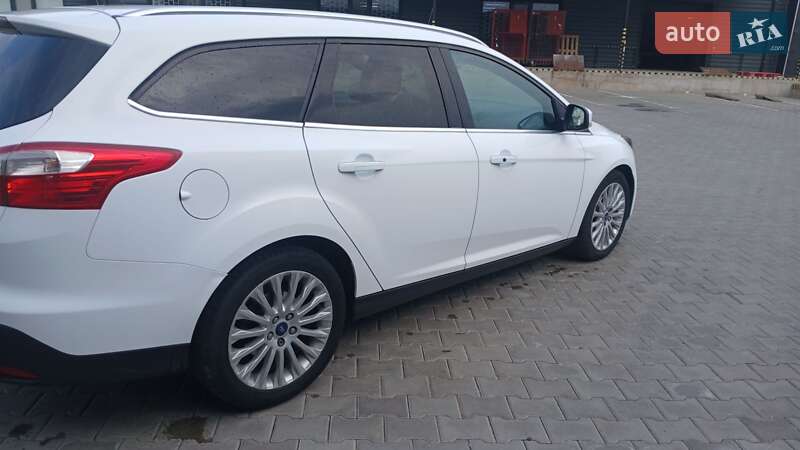 Универсал Ford Focus 2011 в 