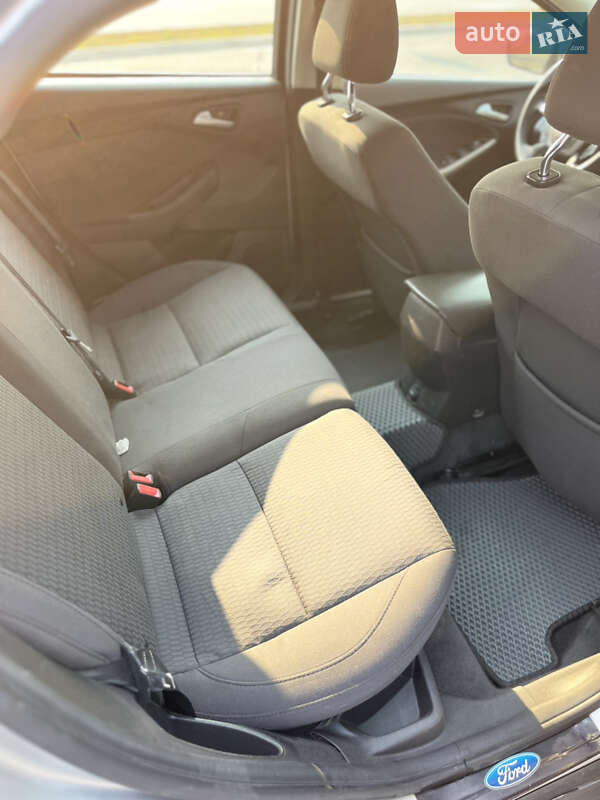 Седан Ford Focus 2011 в Житомире фото 11 Седан Ford Focus 2011 в Житомире