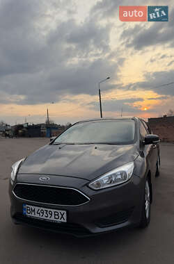 Хетчбек Ford Focus 2016 в 