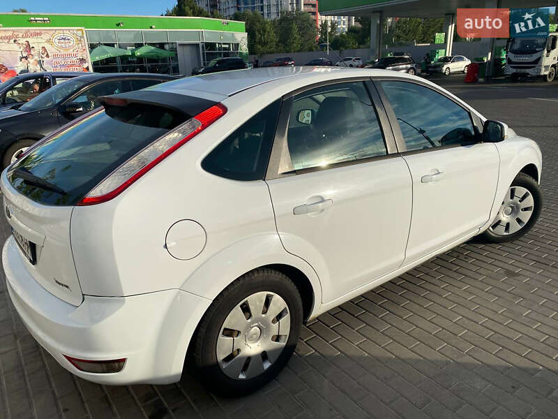 Ford Focus 2011
