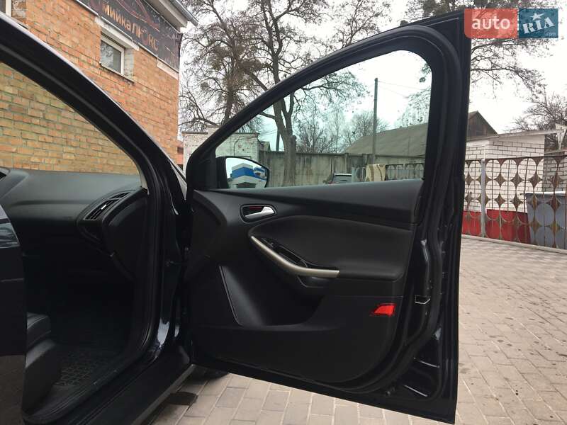 Седан Ford Focus 2012 в Лубнах