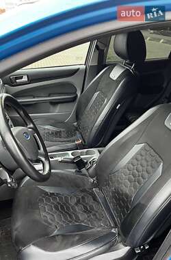 Универсал Ford Focus 2010 в 