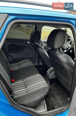 Универсал Ford Focus 2010 в 