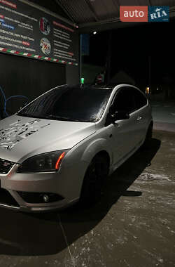 Хэтчбек Ford Focus 2007 в 