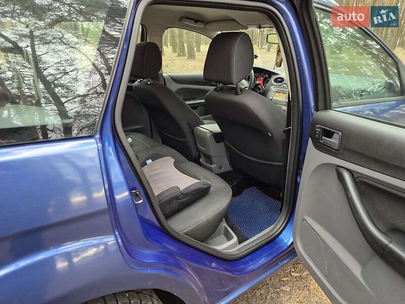 Универсал Ford Focus 2009 в Заводском
