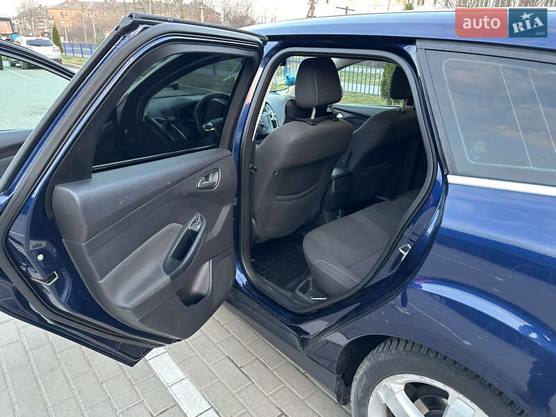 Универсал Ford Focus 2011 в Староконстантинове