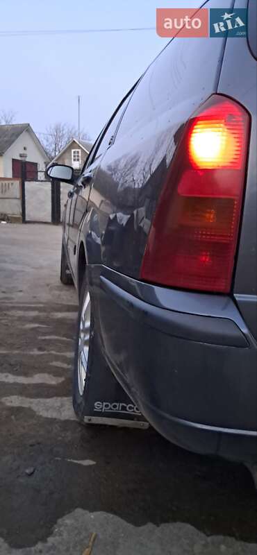 Универсал Ford Focus 2003 в Черновцах