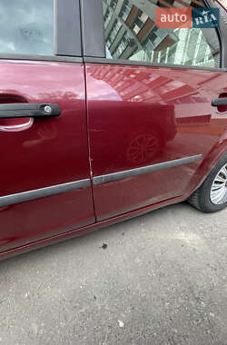 Седан Ford Focus 2005 в 