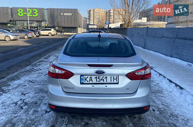 Седан Ford Focus 2013 в 