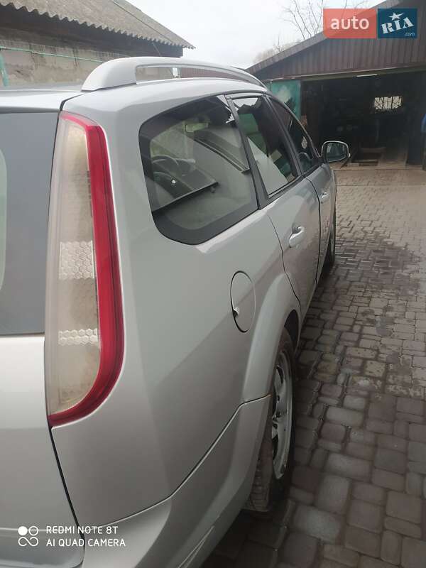 Универсал Ford Focus 2008 в Глухове