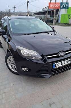 Универсал Ford Focus 2012 в 