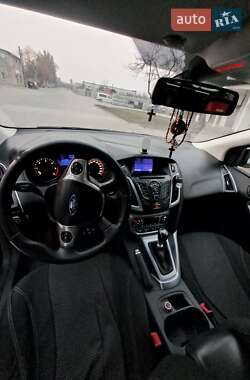Универсал Ford Focus 2012 в 