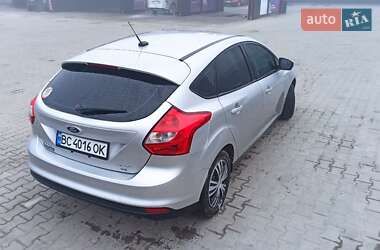 Хэтчбек Ford Focus 2014 в 