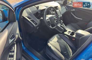 Хэтчбек Ford Focus 2014 в 