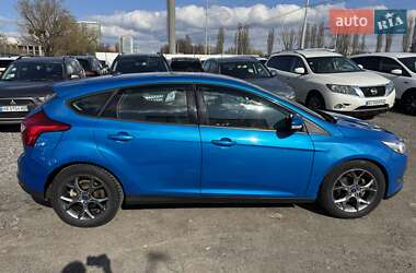 Хэтчбек Ford Focus 2014 в 