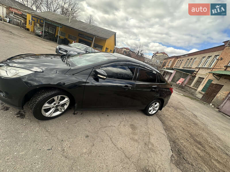 Седан Ford Focus 2014 в Чернигове
