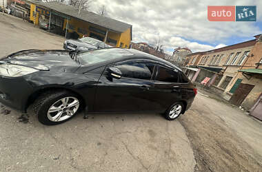 Седан Ford Focus 2014 в 