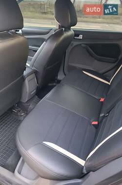 Седан Ford Focus 2006 в 