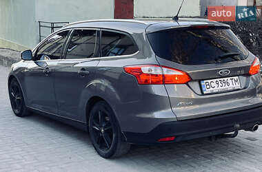 Универсал Ford Focus 2013 в 