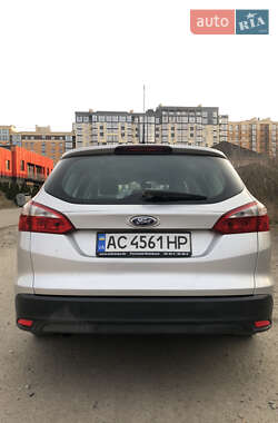 Универсал Ford Focus 2014 в 