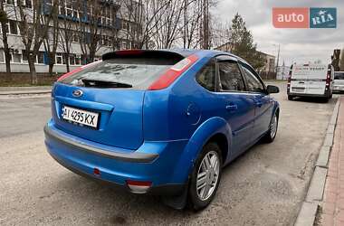 Хэтчбек Ford Focus 2006 в 